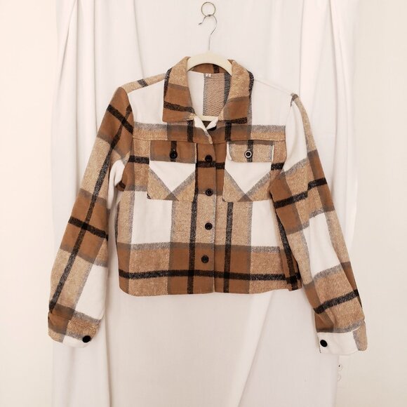 Woman Brown Plaid Textured Cropped Collar Button up Sweater Size S - Picture 1 of 15